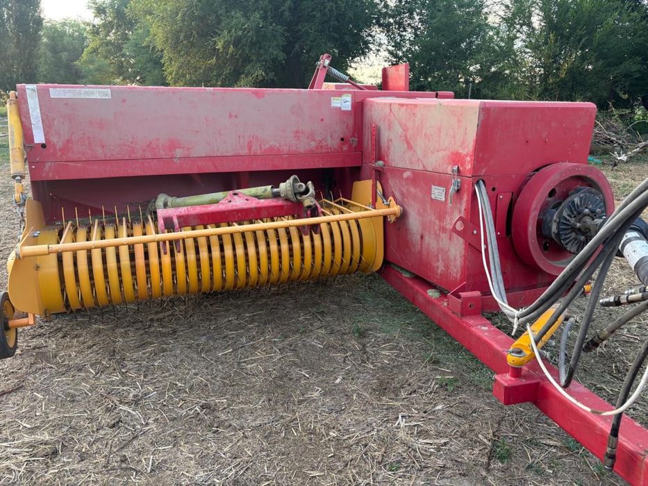 Пресс подборщик New Holland 5070