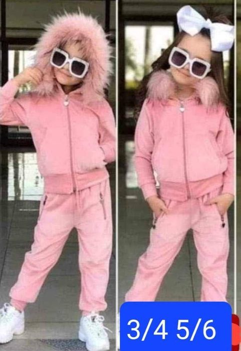 Compleu copii diferite modele