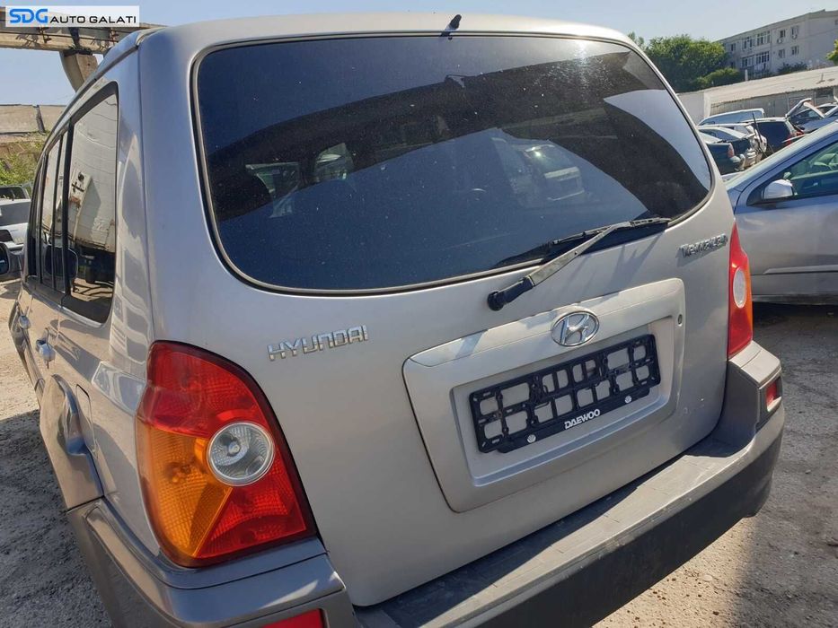 Hayon Haion Portbagaj Dezechipat cu Luneta Geam Sticla Hyundai Terracan 2001 - 2007 Culoare YK [C2736]