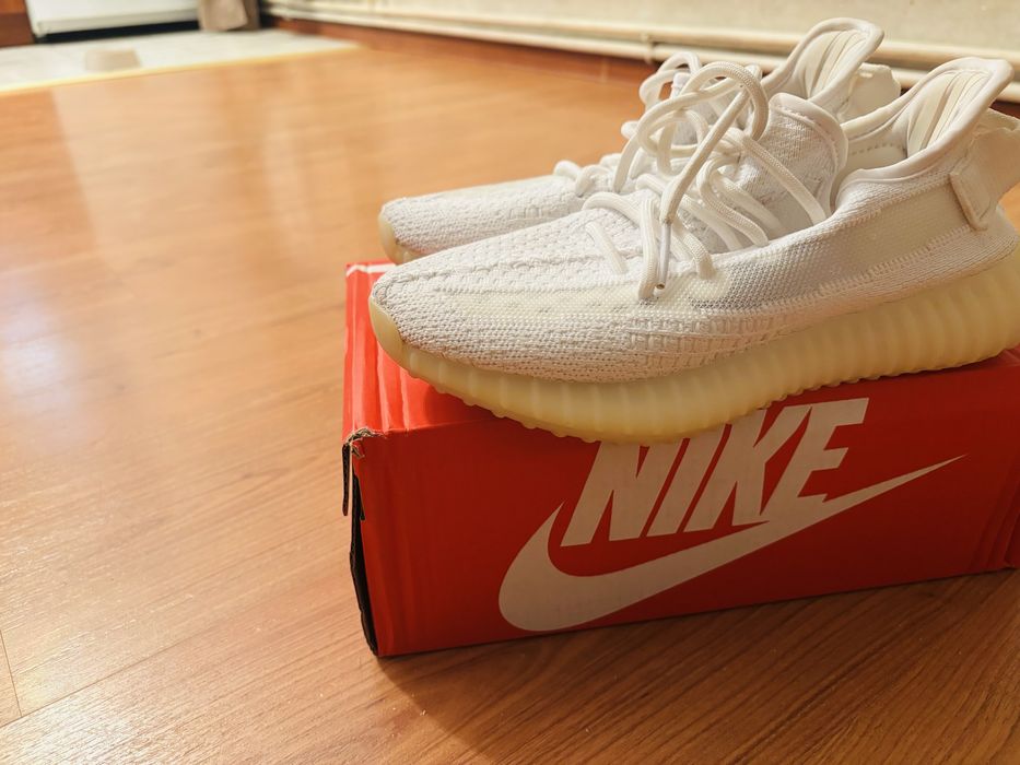 Продам новые кросовки