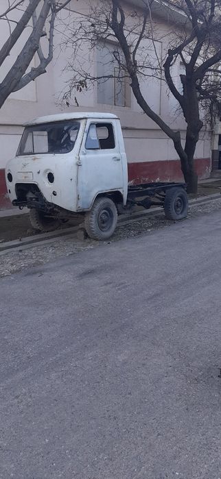 UAZ  bortlik 1990 yil