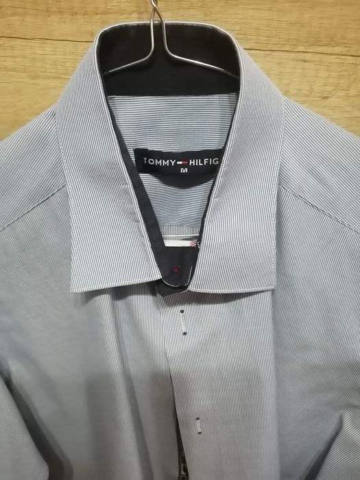 Cămăși de vânzare