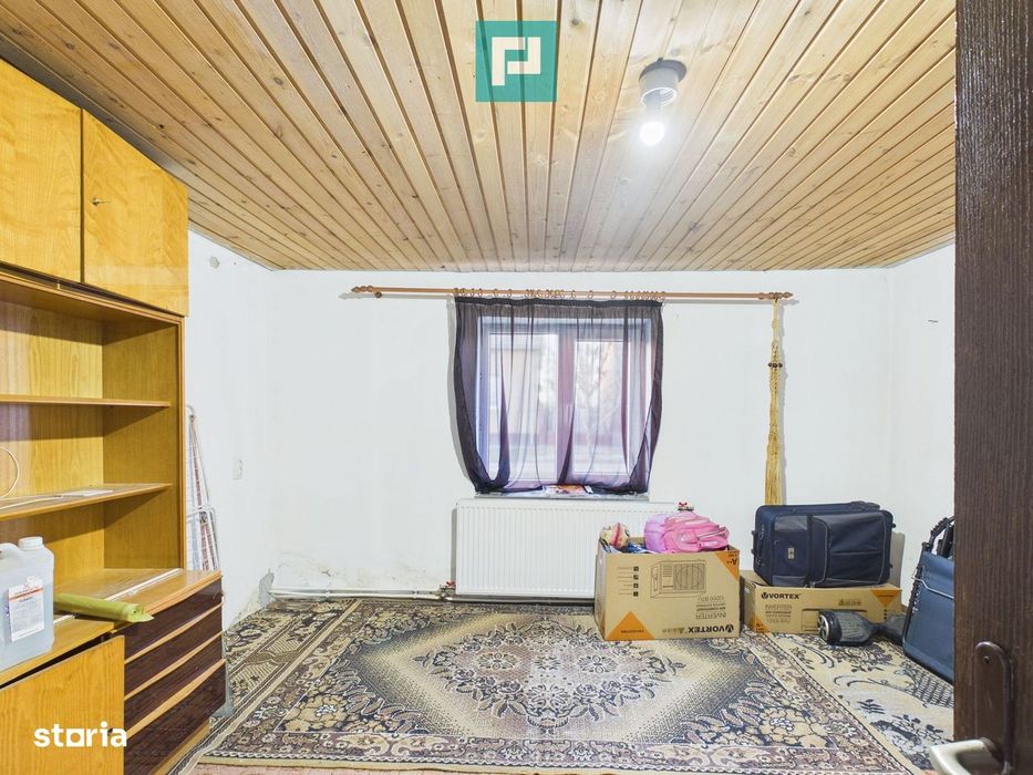 Casă din 2 corpuri cu 5 camere în  Lőkösháza