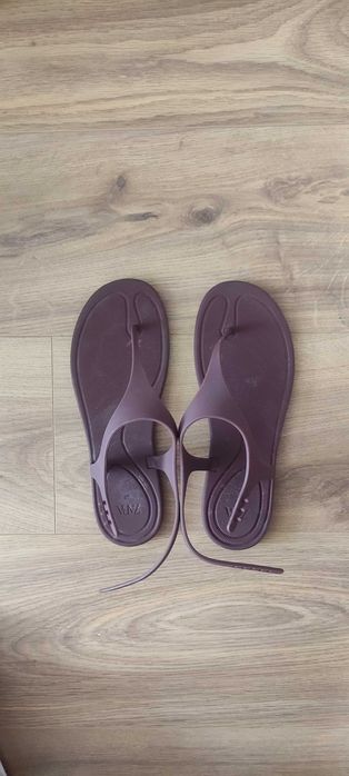 Сандали ZARA 38 размер