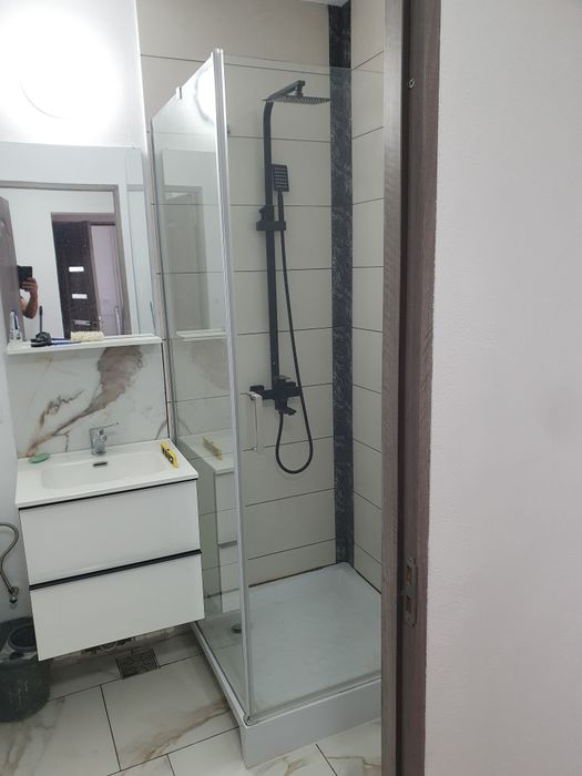 Vand apartament 2 camere decomandat