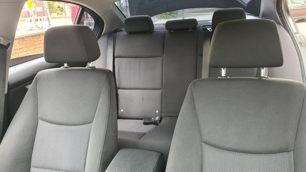 BMW e90 facelift 2010