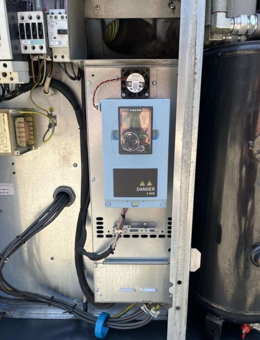 AIR ROLLAIR инверторен Винтов компресор 30kw 2015 година