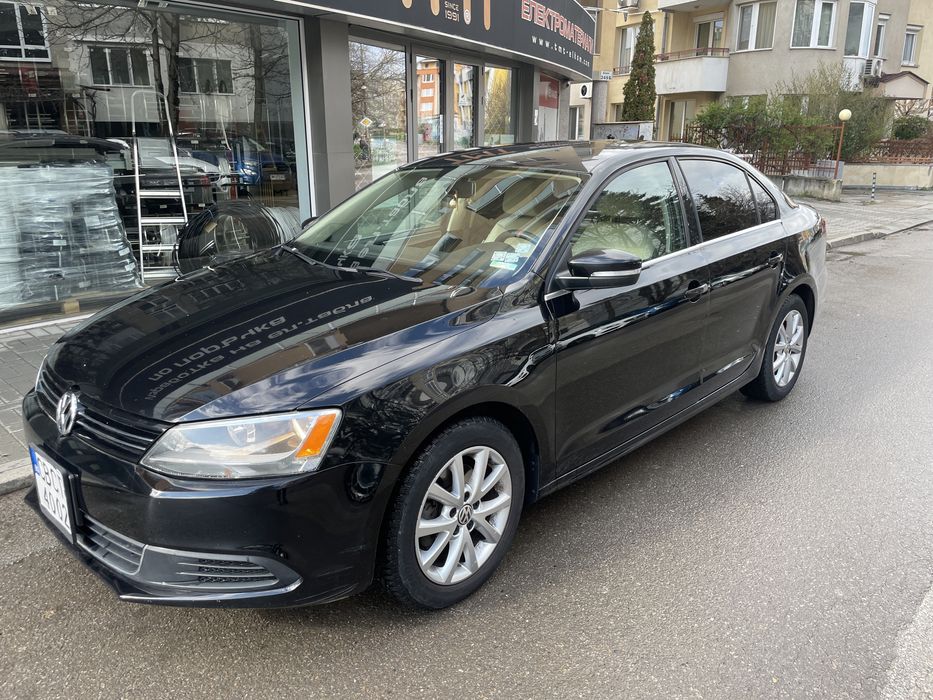 Продава се VW Jetta 2014 1.8 бензин