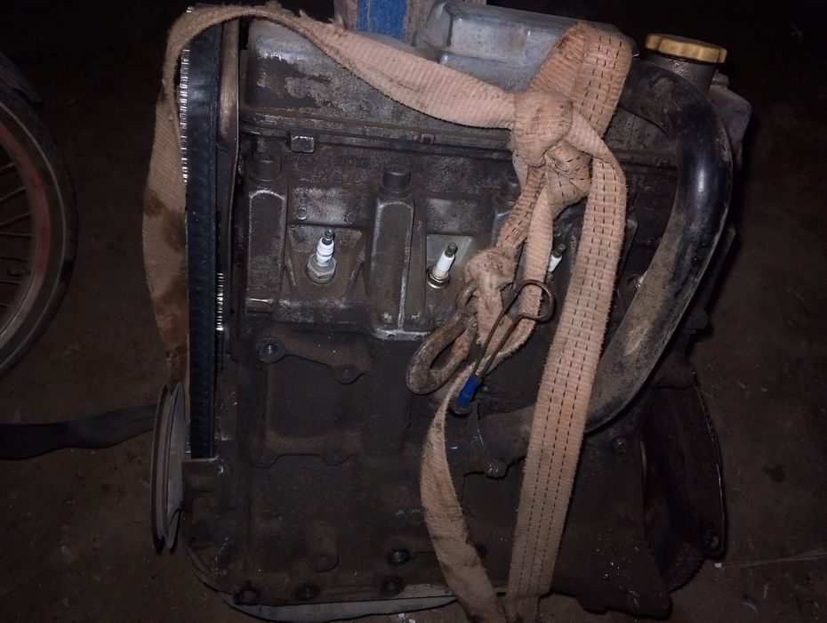 Продам мотор коробка