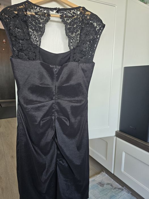 Rochie neagra tafta