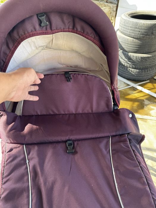 Продается коляска (Зима-Лето)