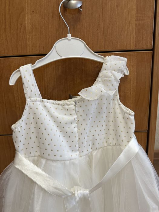 Продам платье на девочку