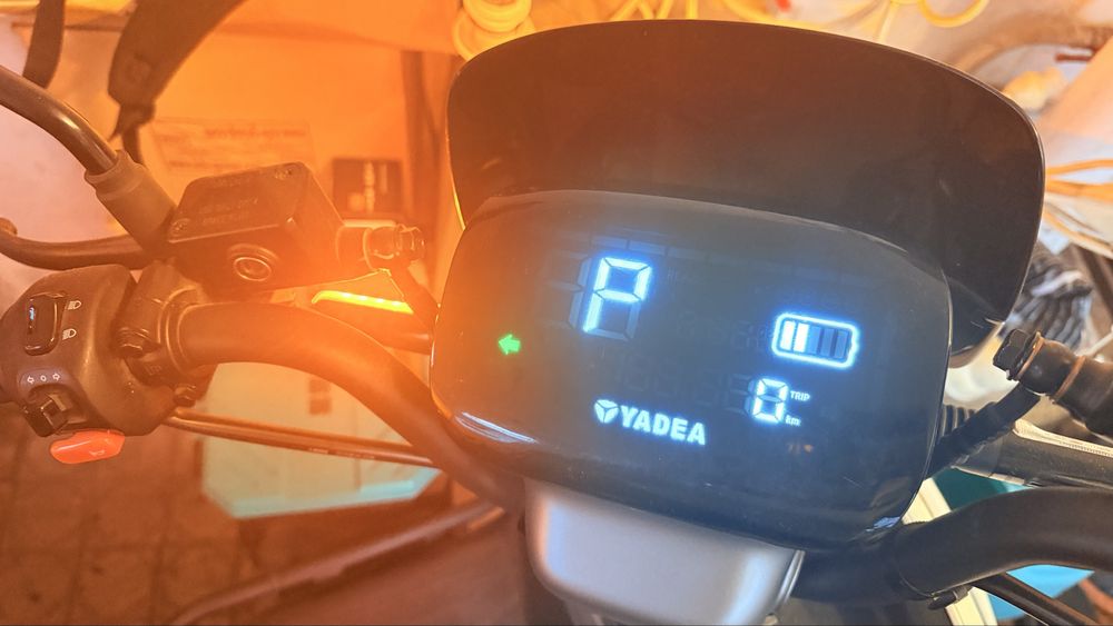 Yadea Oubo 2 G5 электроскутер