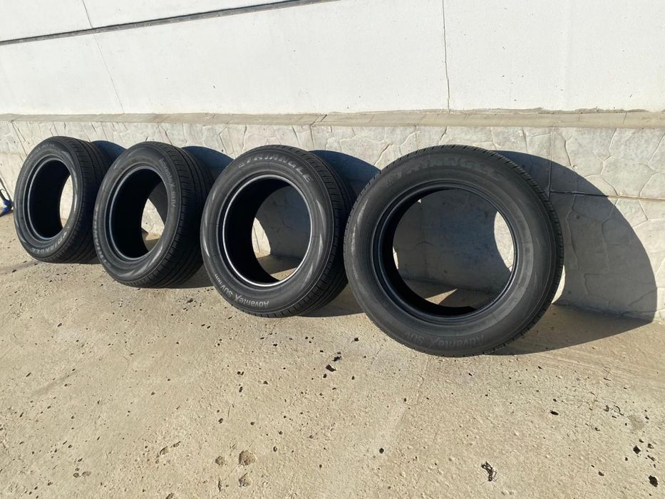 Продам комплект летние шины Triangle 265/60/R18