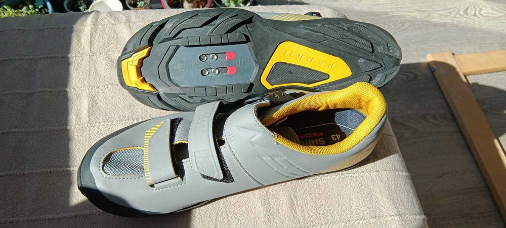 Pantofi MTB Shimano SPD, mărimea 43