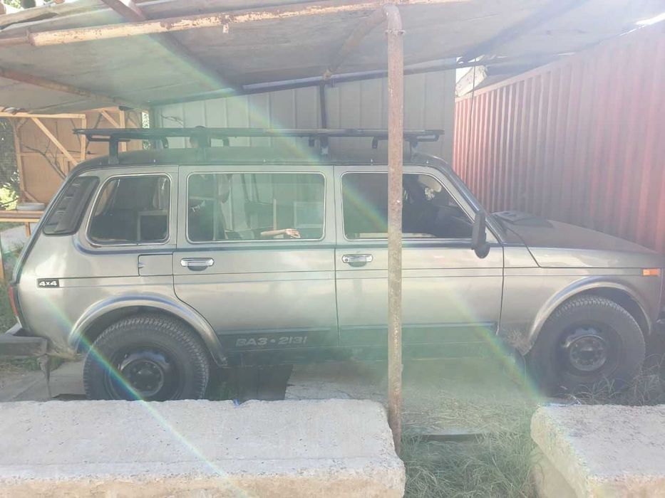 Lada 2131 2008 — 2