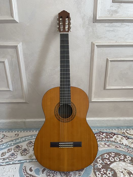 Гитара YAMAHA C40