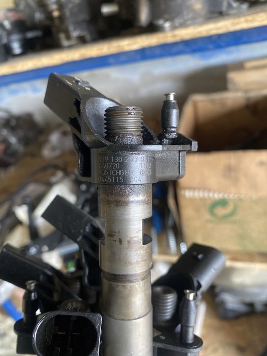 Injector injectoare audi a6 phaeton touareg 3.0 tdi bmk asb bks bug