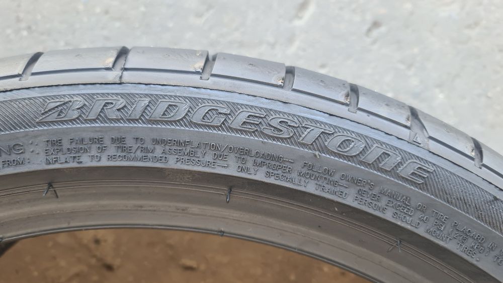 4 anvelope vara Bridgestone 225/40/19,dot 2022.