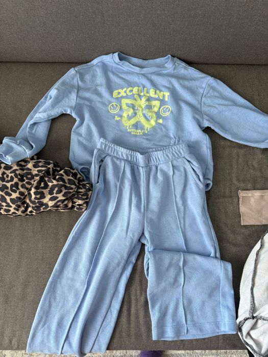 Продам вещи на 7-8 лет