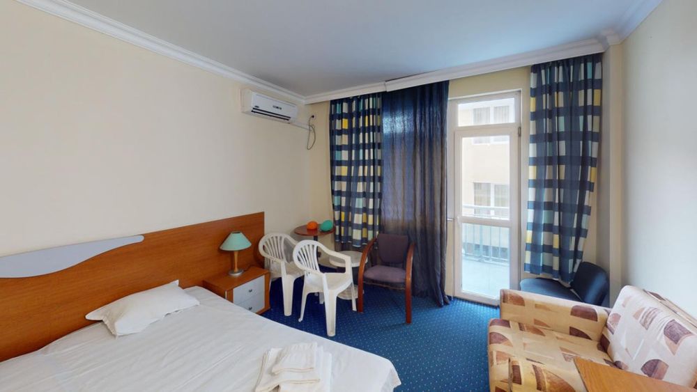 Продава се Едностаен апартамент в Несебър - 38 кв.м за 1250 €/кв.м - Снимка #3