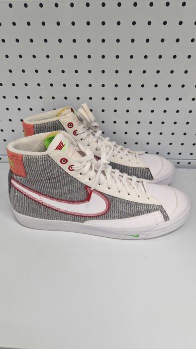 Оригинални мъжки маратонки- Nike Blazer Mid 77