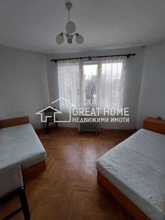 Под наем !!! Център !!!