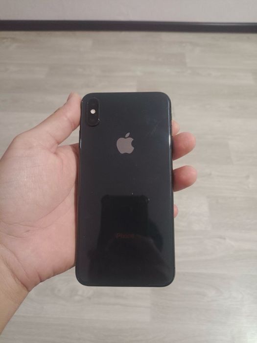 Iphone xs max prodam