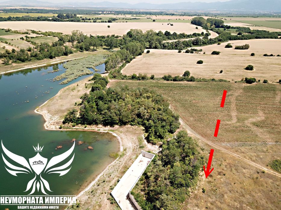 Продавам земя 2620кв. първа линия на язовир Мулдава