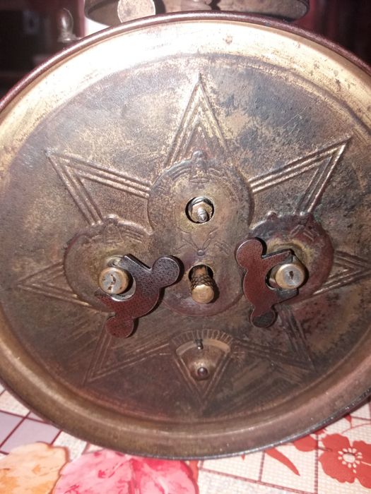 Стар немски будилник