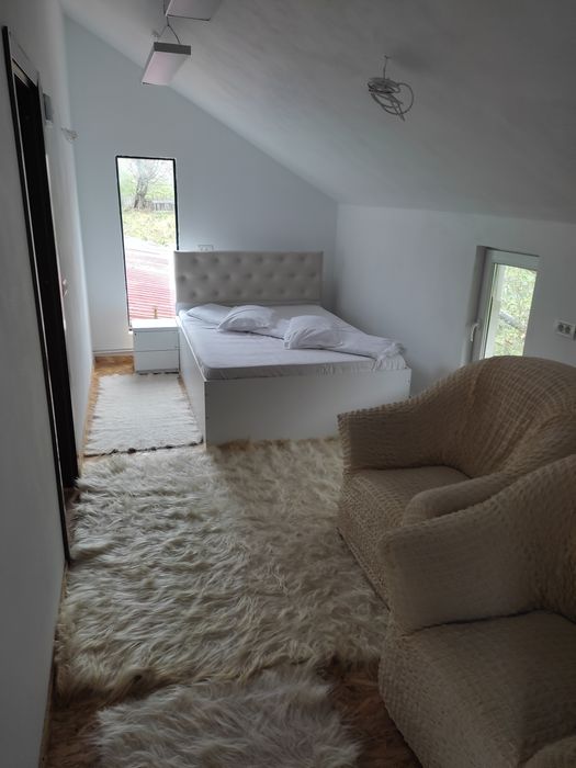 Cabană de inchiriat liberă de  paste