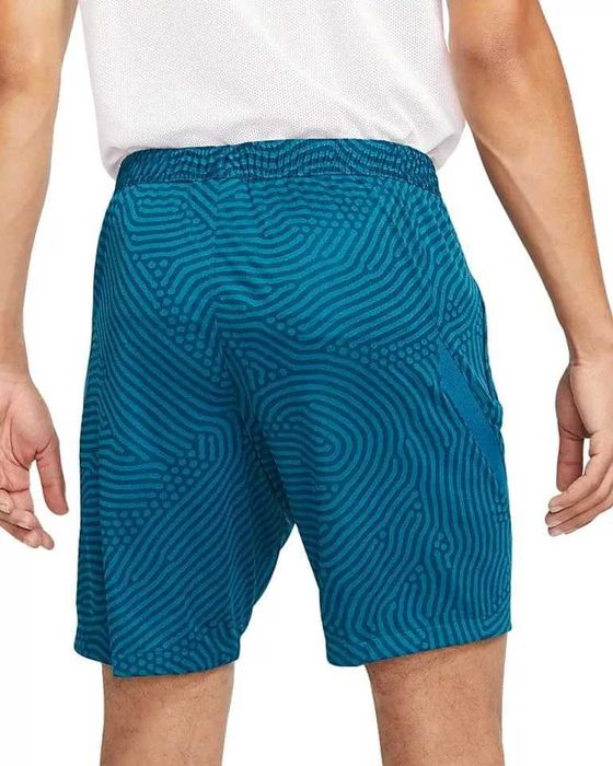 Найк Nike Stryke  Dri Fit къси панталони къс панталон шорти размер М