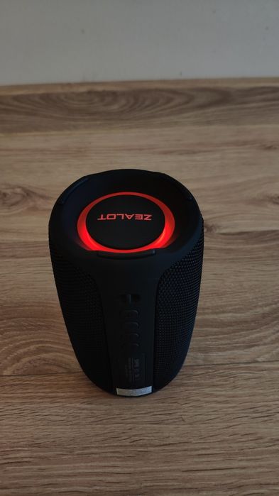 Безжична блутут тонколона Bluetooth wireless колонка тонколонка 20вата