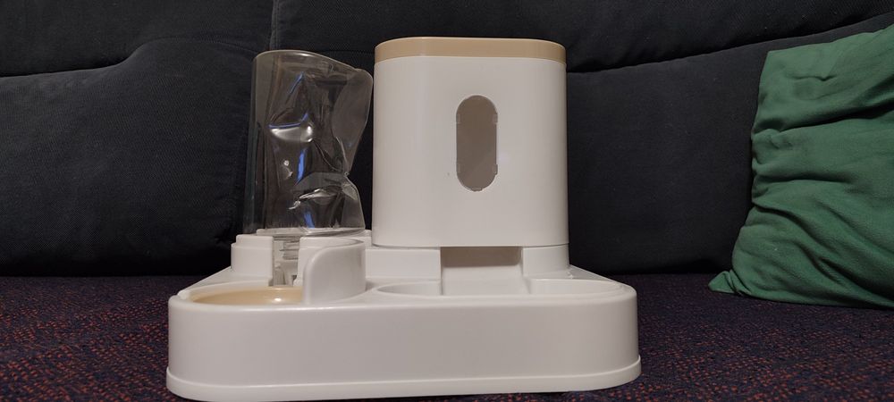 Кормушка и Поилка для кошек