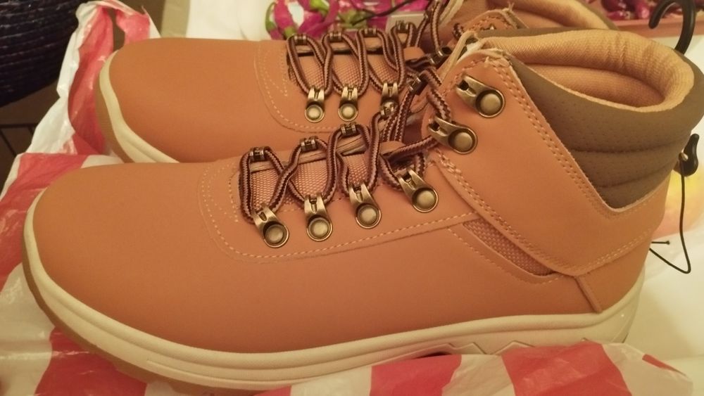 Обувки Пепко-нови