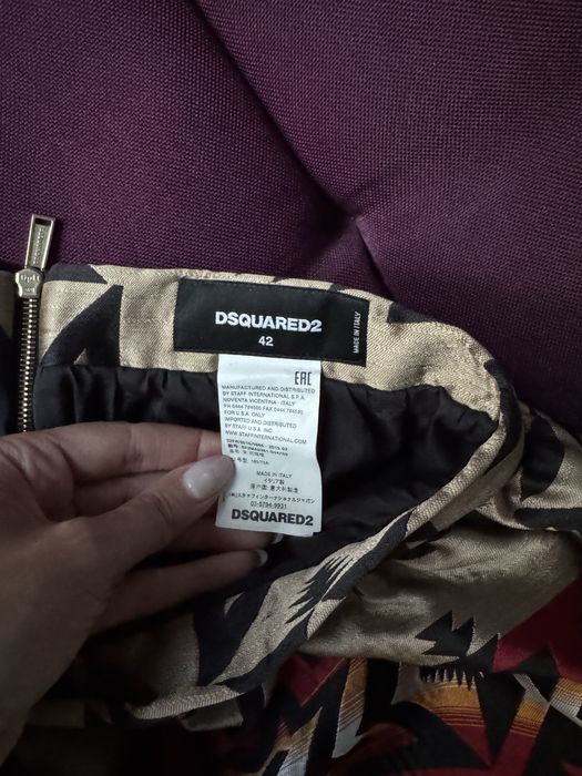 Ефектна пола Dsquared