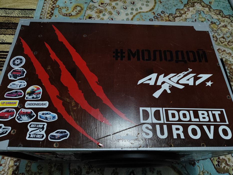 Продам сабвуфер Амп