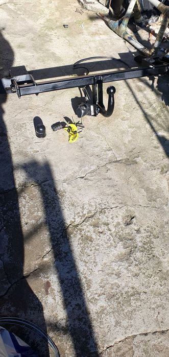 Продавам Оригинал теглич,модул и букса за Опел Зафира Торер