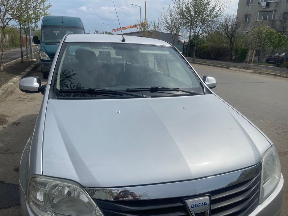 Logan Laureate an fabricație 2009