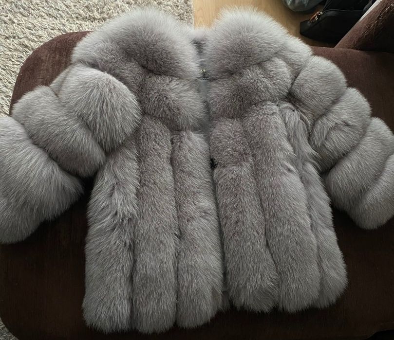 Haină de blană naturală