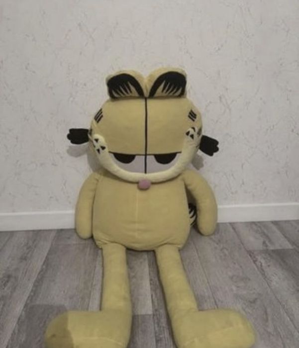 Гарфилд 150см плюшевый