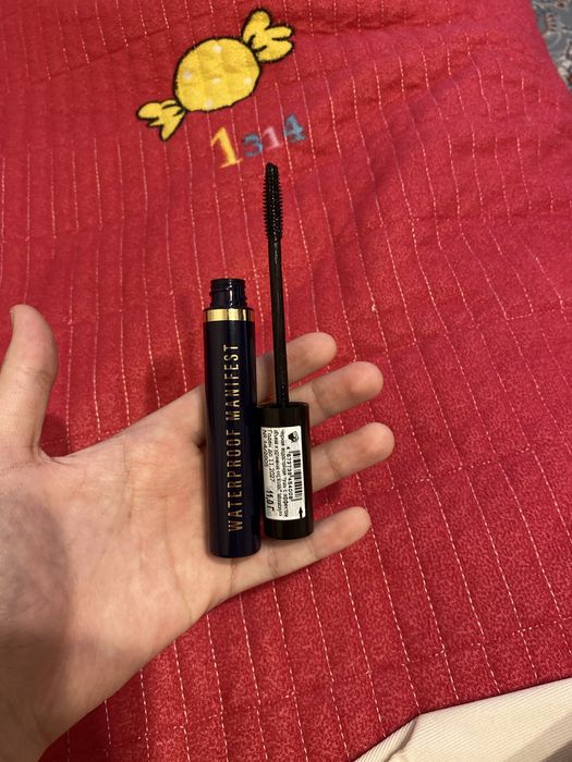 тушь Waterproof Manifest