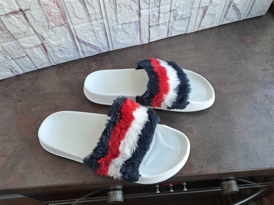 мъжки чехли,Tommy Hilfiger,летни отворени обувки,джапанки,ном.42