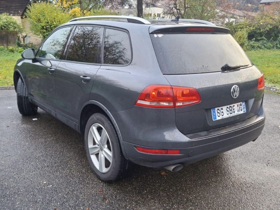 Volkswagen Touareg 3.0tdi 2012 200.000km *fara acte* pentru piese*