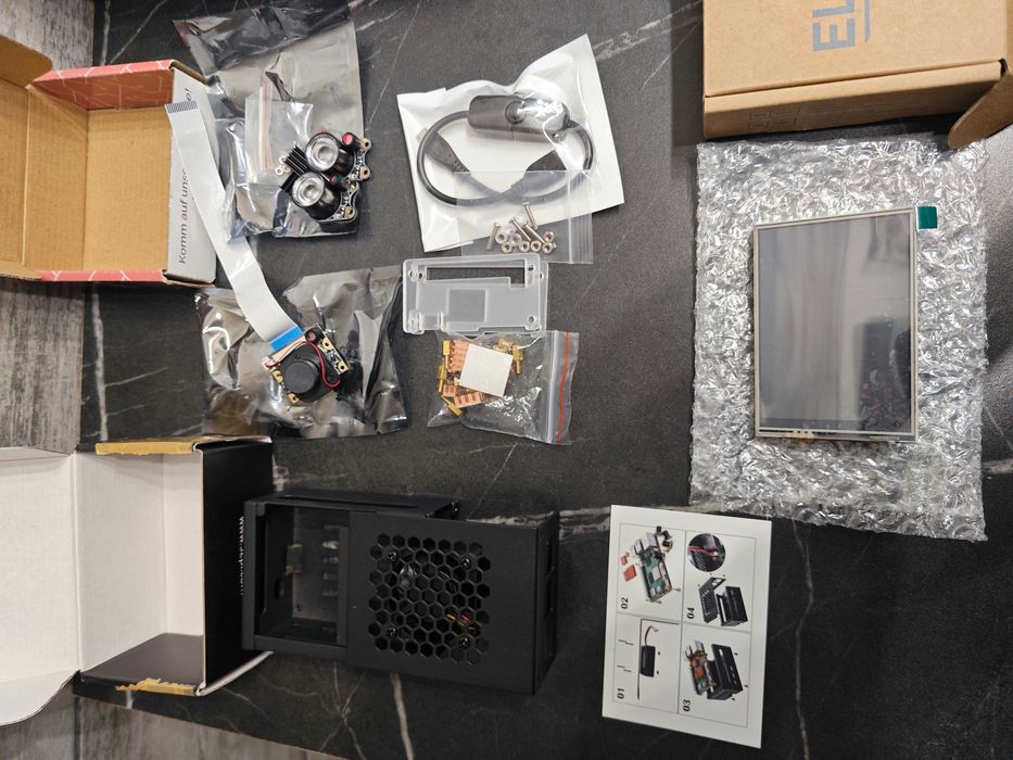 Raspberry Pi Case,Camera,LCD Touch Screen