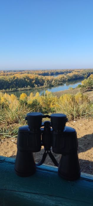 бинокль для охоты и рыбалки