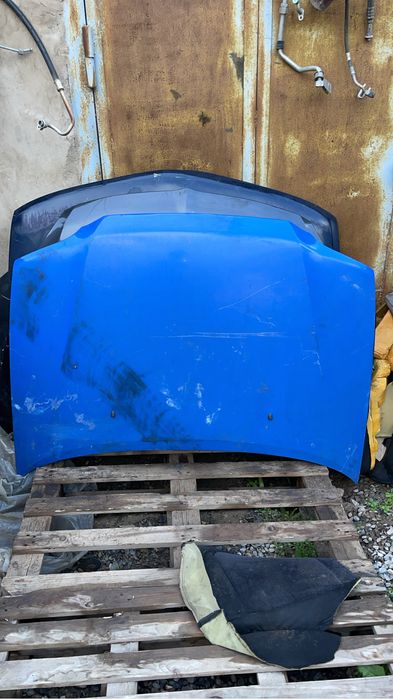 Капоты Митсубиси Спейс Стар привозные