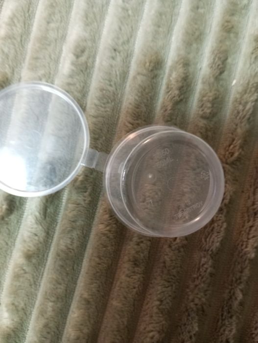 Продам разовую ёмкость 50 мл.