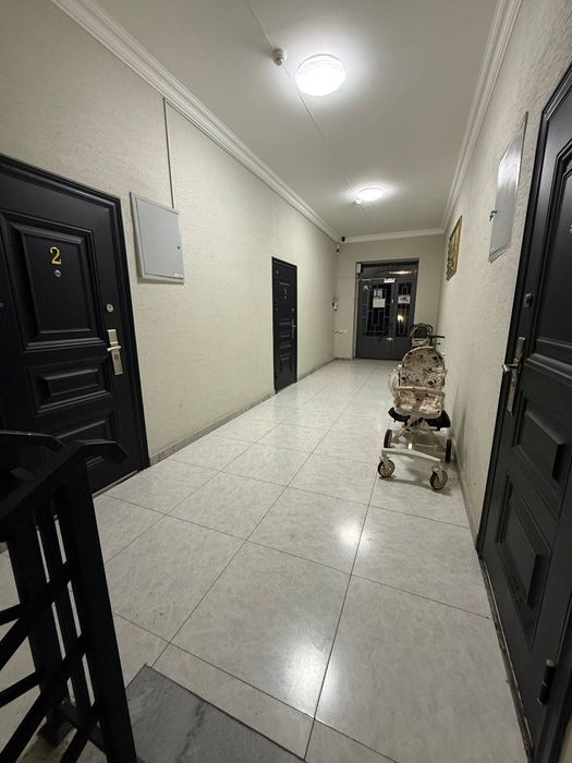 Сдаётся  1 комнатная квартира сергели 3 метро бекат.