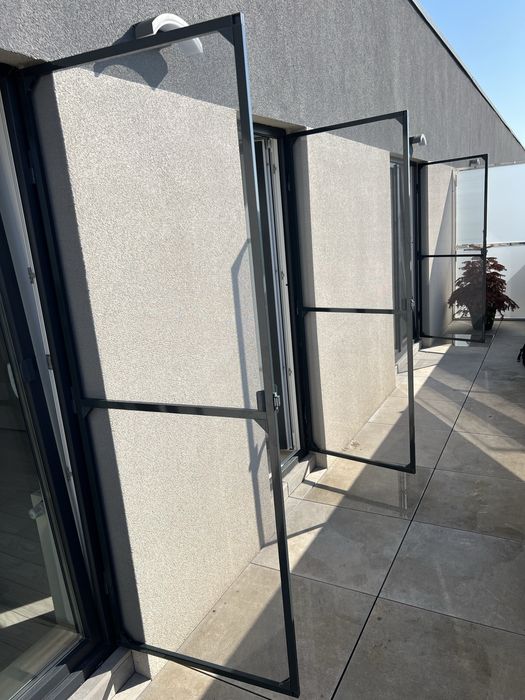 Plase insecte plisse rulou la geamuri si usi